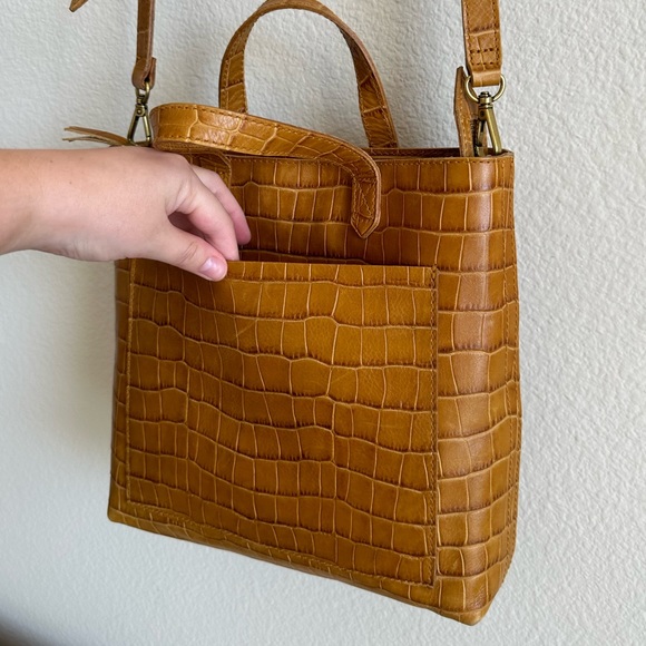 Madewell Zip-Top Small Transport Crossbody in Croc Embossed Leather - Picture 8 of 16
